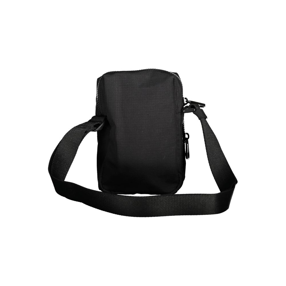 Sac à bandoulière en nylon noir pour homme de la marque Calvin Klein, avec détails élégants et logo discret.