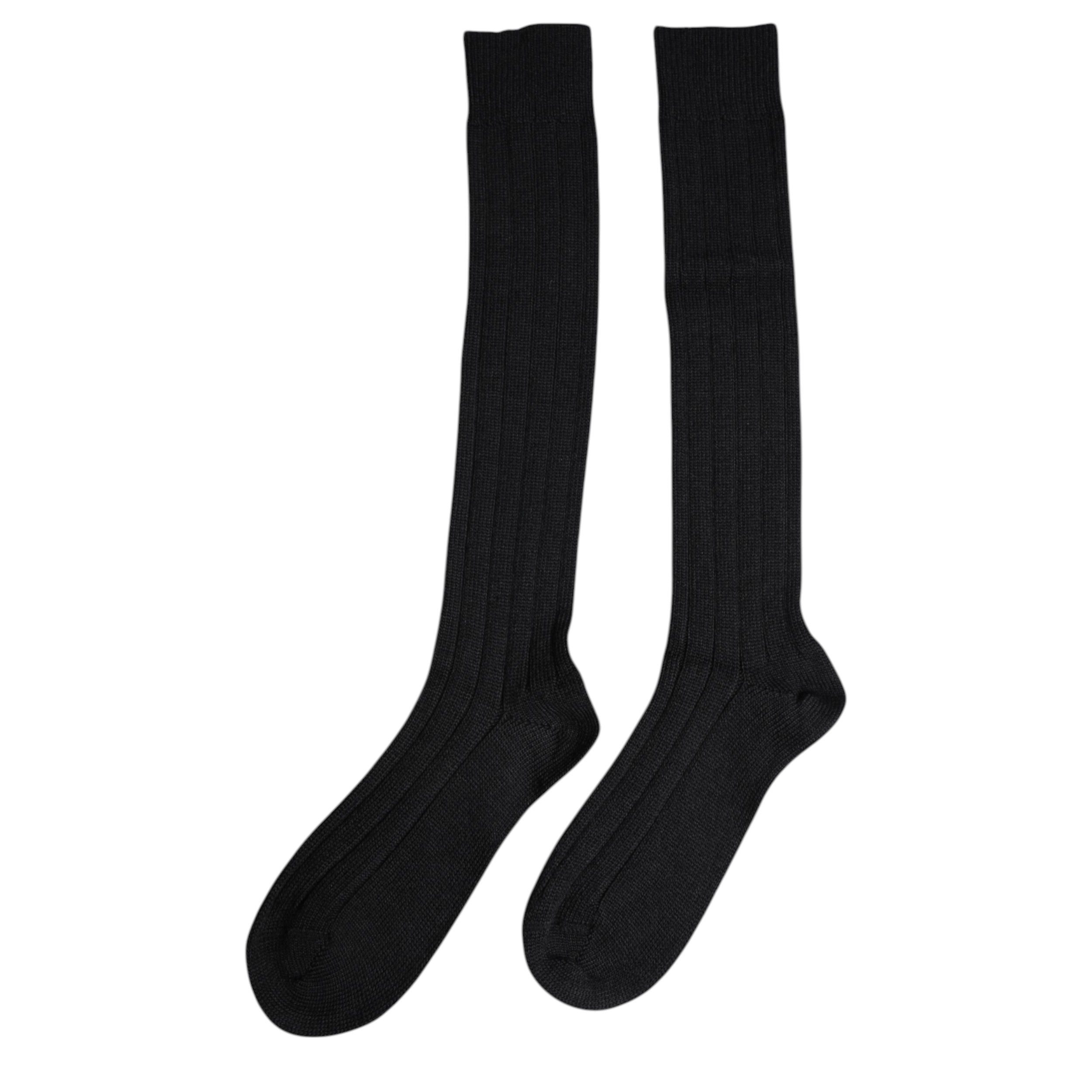 Chaussettes noires de Dolce & Gabbana avec logo DG imprimé, mi-mollet, en coton doux et élégant.