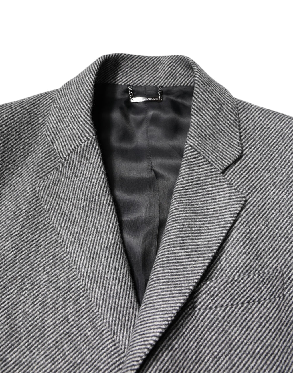 Manteau trench gris en laine Dolce & Gabbana, coupe simple boutonnage, tissu chaud et élégant, vue de face.