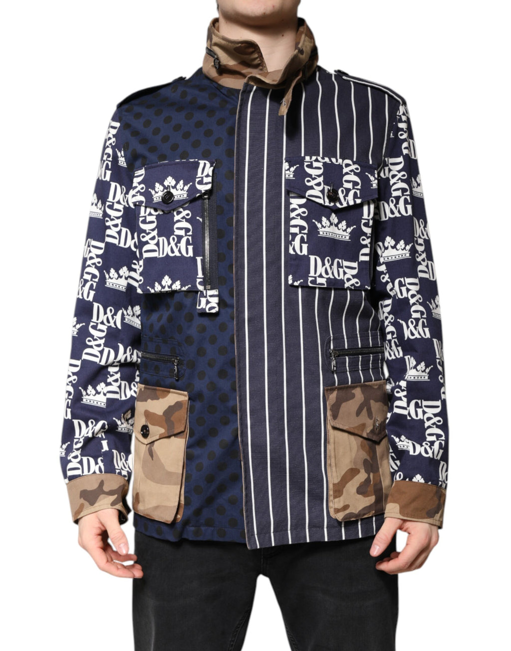 Manteau Dolce & Gabbana en coton multicolore avec patchs logo, veste élégante et tendance pour homme ou femme.