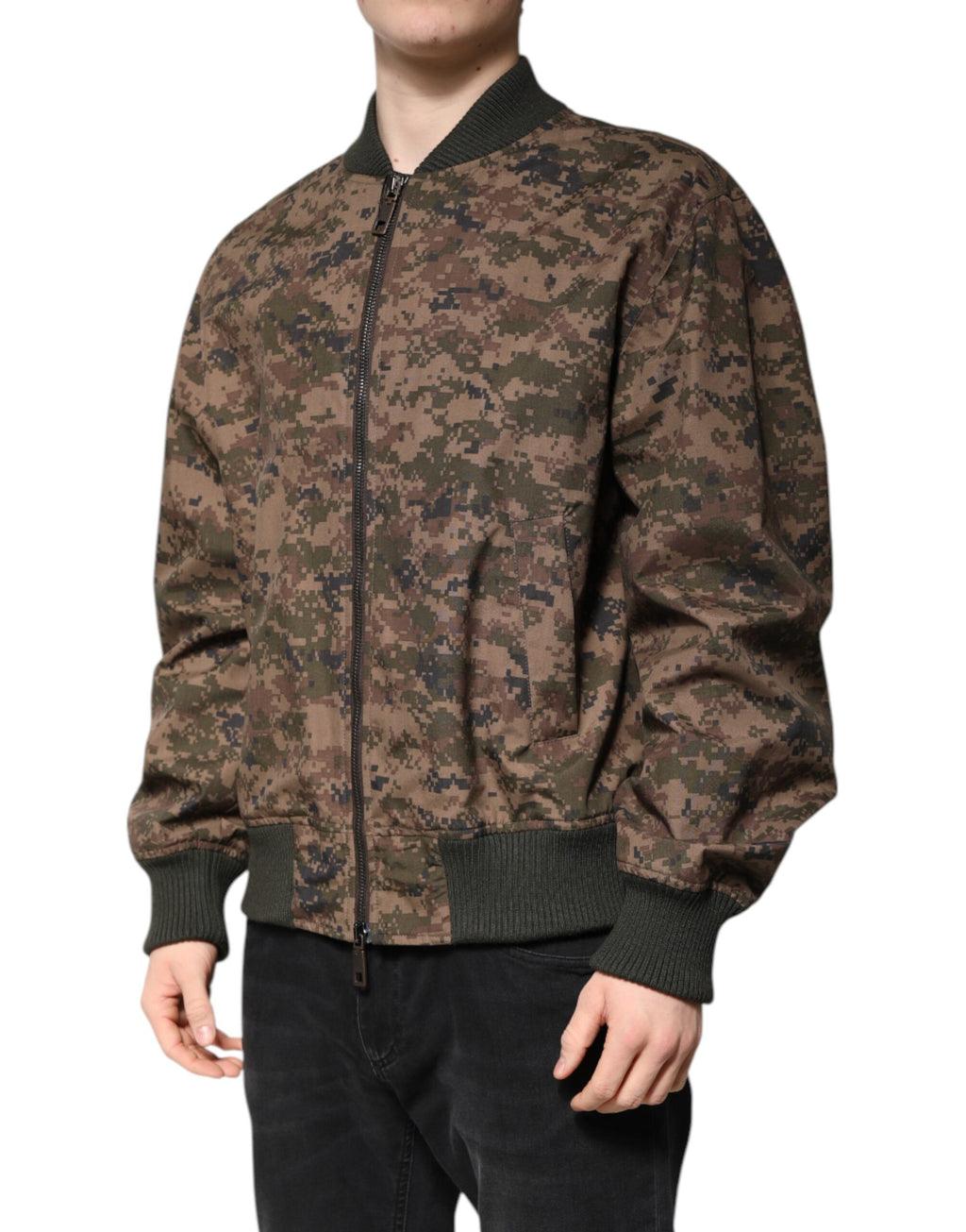 Veste bomber camouflage marron Dolce & Gabbana à zip complet, style décontracté et tendance.