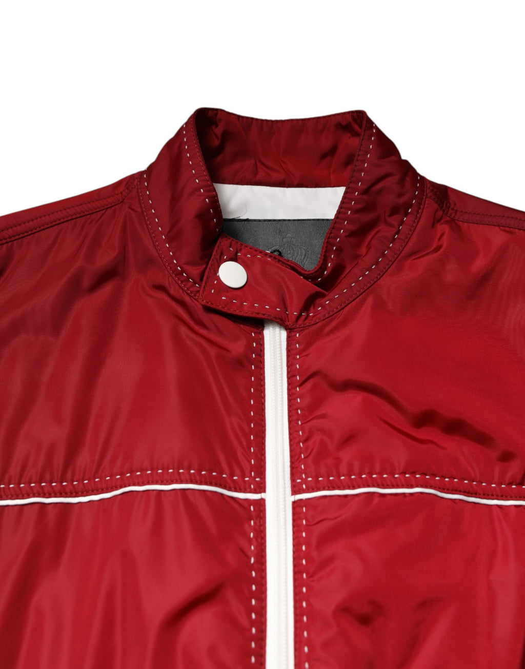 Veste bomber pour homme Dolce & Gabbana en nylon rouge et blanc avec fermeture éclair complète, style moderne et élégant.