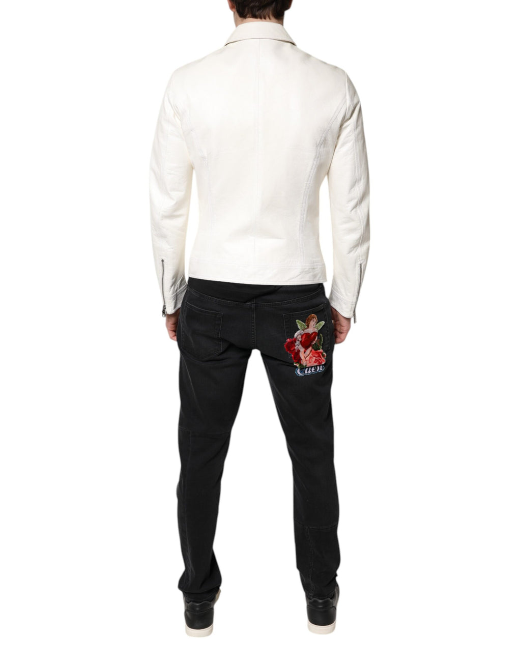 Veste biker blanche Dolce & Gabbana à col montant et fermeture éclair complète, mode élégante et tendance.