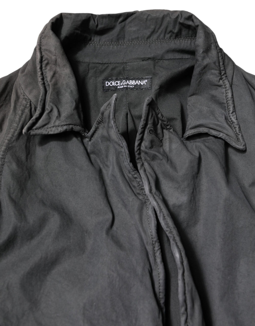 Manteau noir en coton avec col pour homme de Dolce & Gabbana, veste élégante et classique.