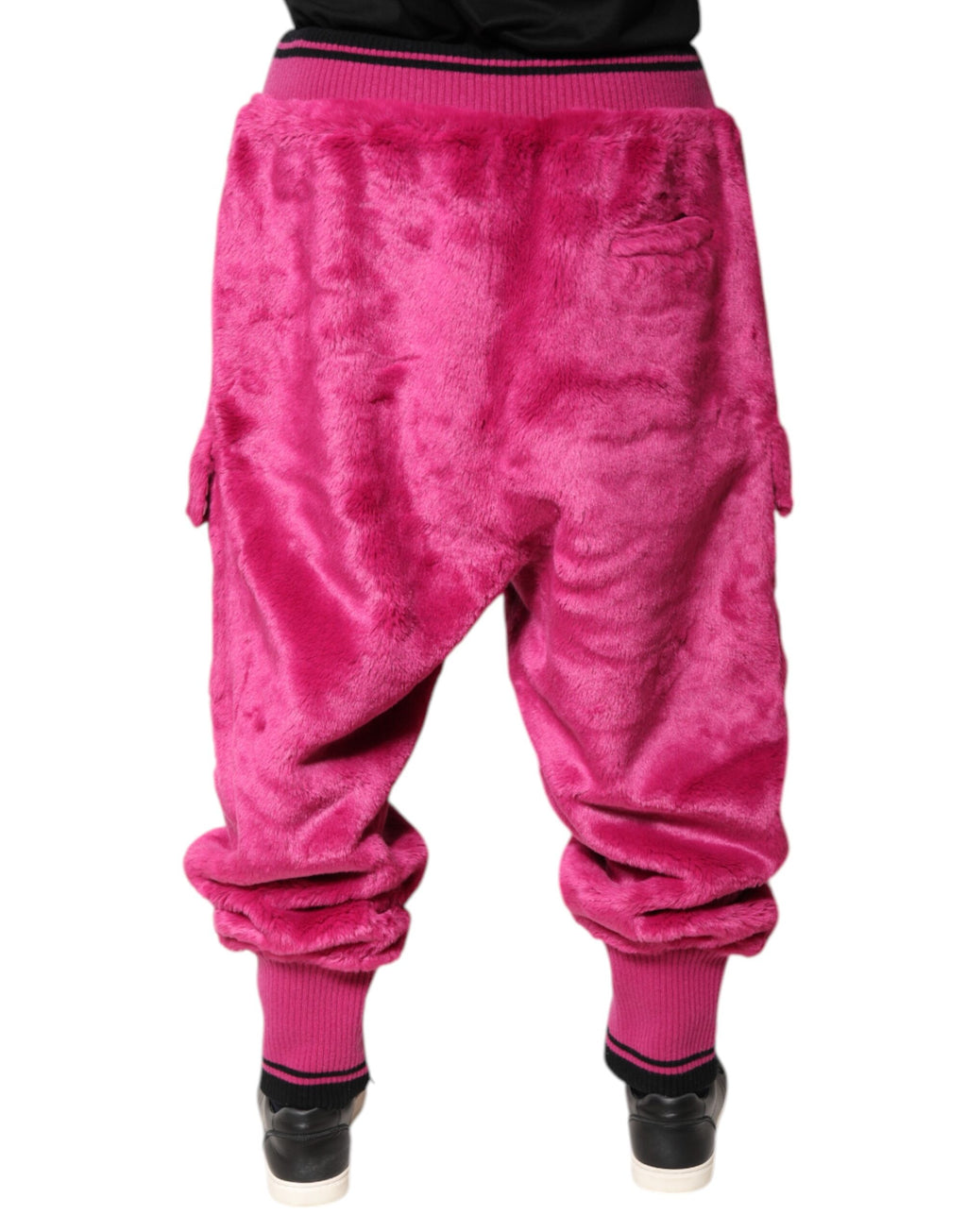 Pantalon cargo jogging rose en acrylique Dolce & Gabbana, style décontracté avec poches latérales et ceinture élastique.