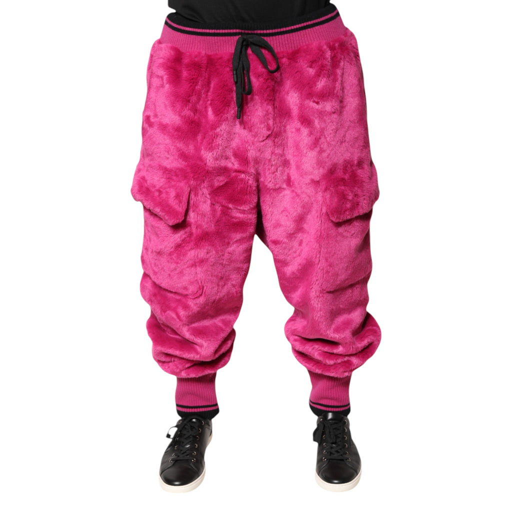 Pantalon de jogging cargo en acrylique rose Dolce & Gabbana, style décontracté avec poches latérales, tissu confortable.