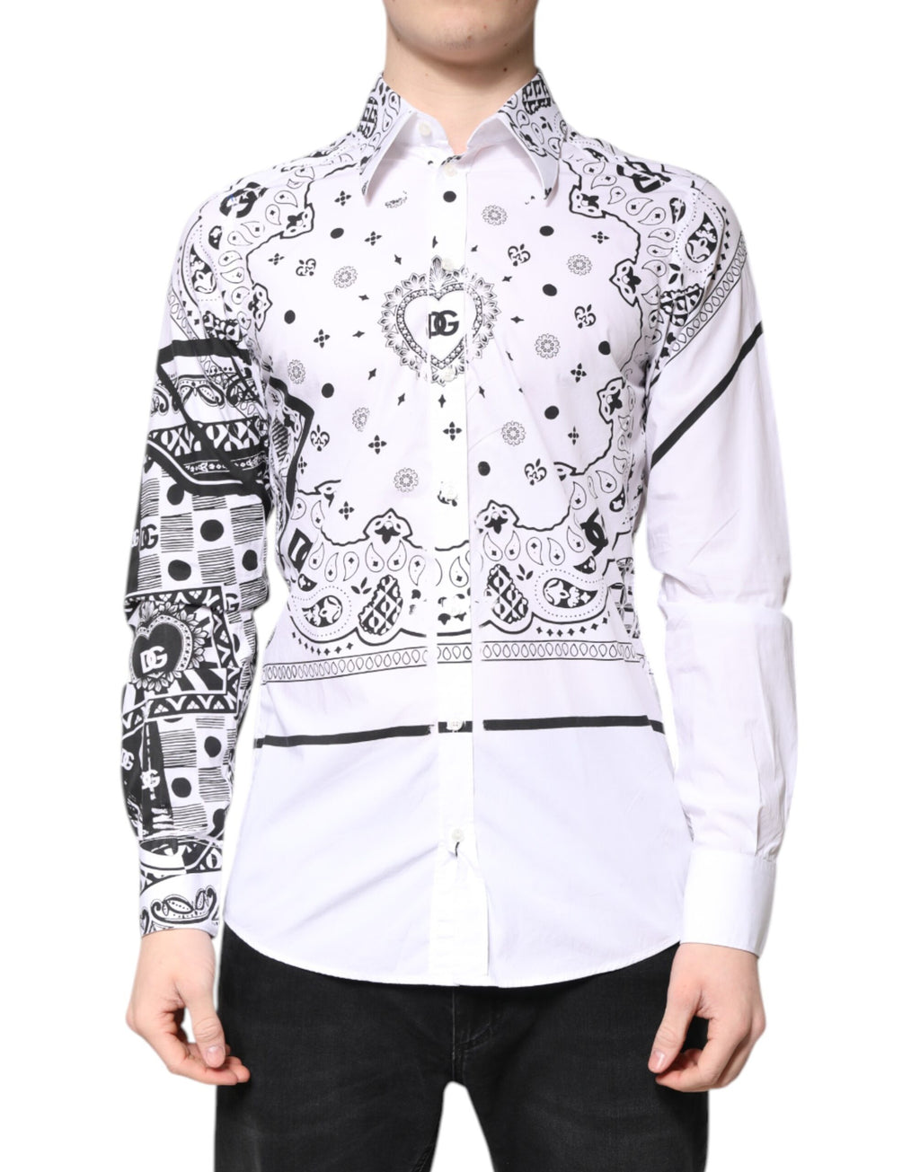 Chemise Dolce & Gabbana pour homme avec bandana blanc et noir, style Martini, vêtement élégant et tendance.