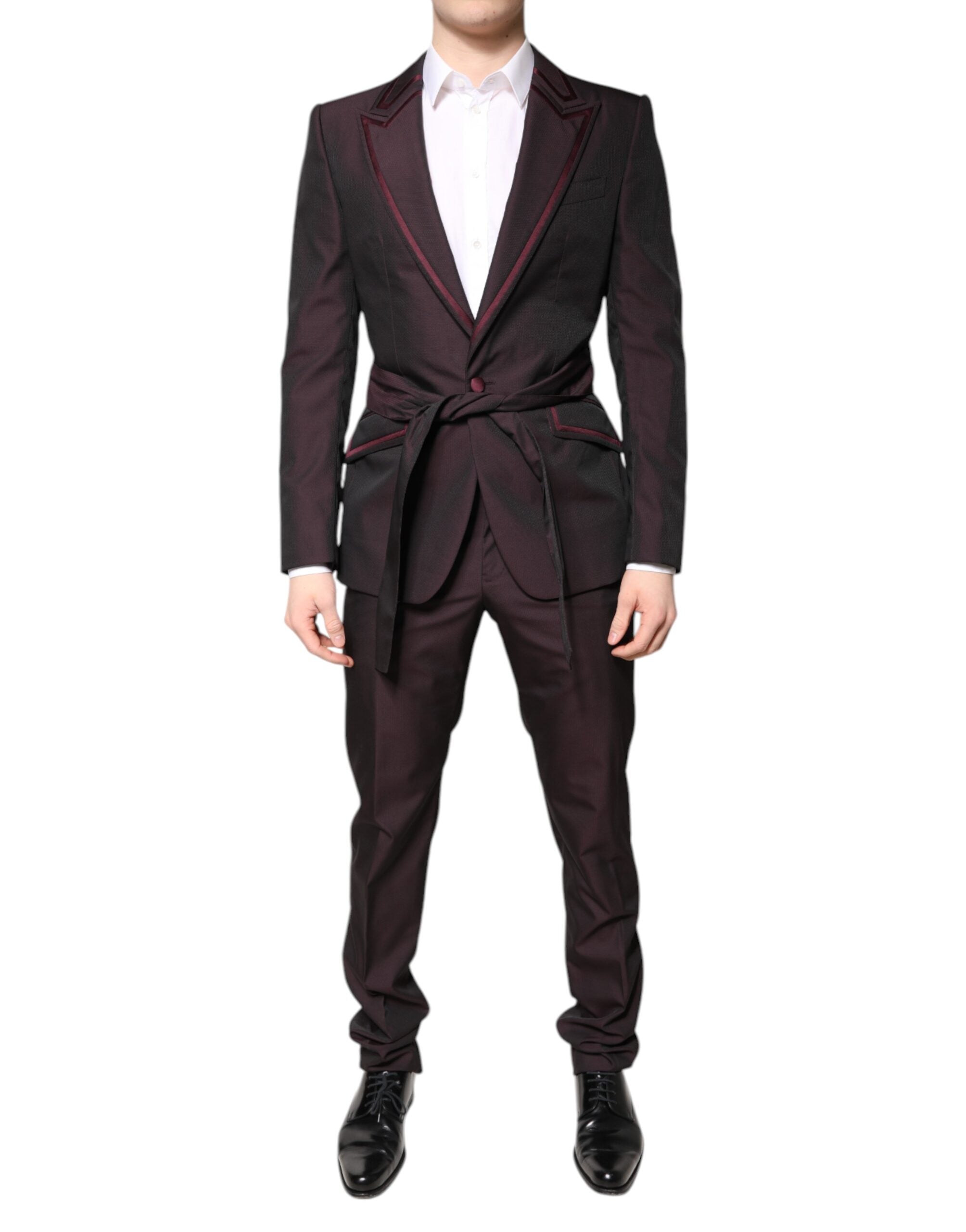 Costume homme Dolce & Gabbana en bordeaux, deux pièces, à boutonnière simple, style formel avec veste et pantalon.