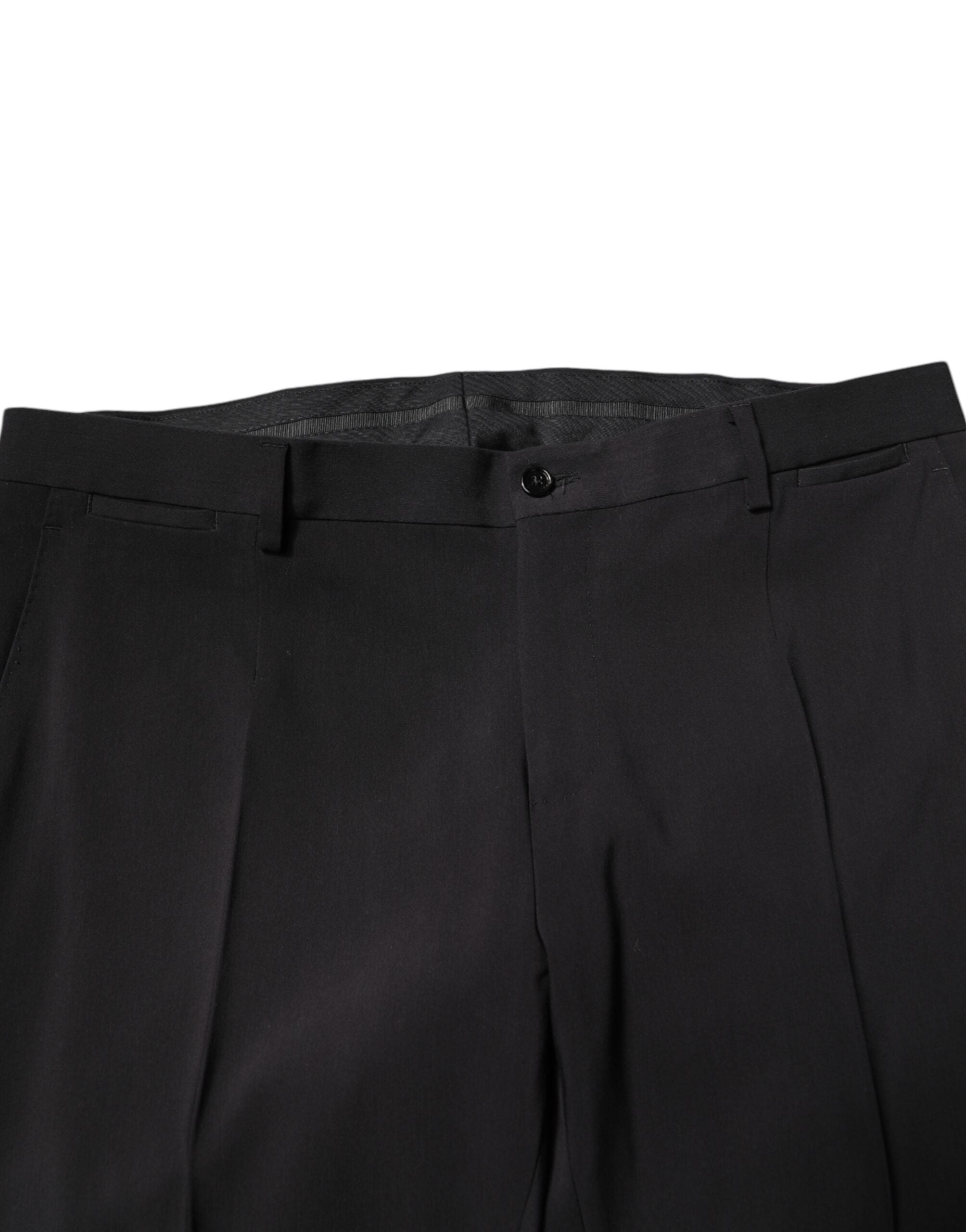 Costume deux pièces noir en coton de Dolce & Gabbana, veste à un bouton et pantalons assortis, élégance masculine sophistiquée.