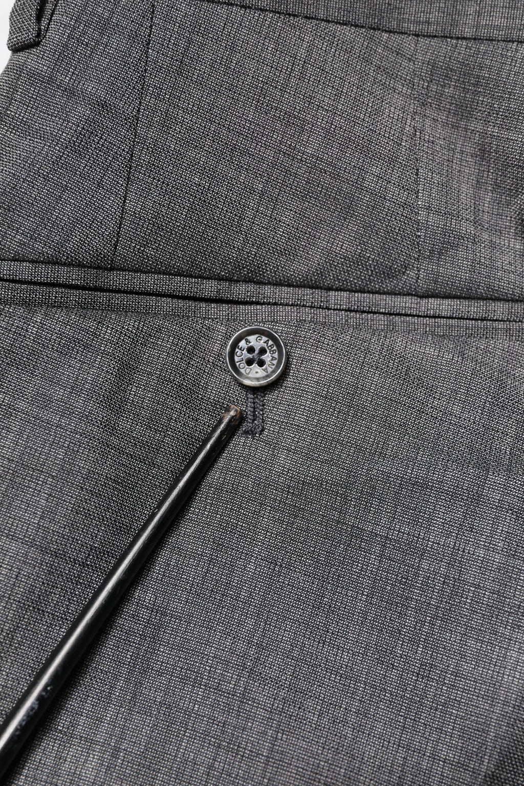 Costume gris en laine Dolce & Gabbana, costume deux pièces à double boutonnage, veste et pantalon élégants, pour homme.