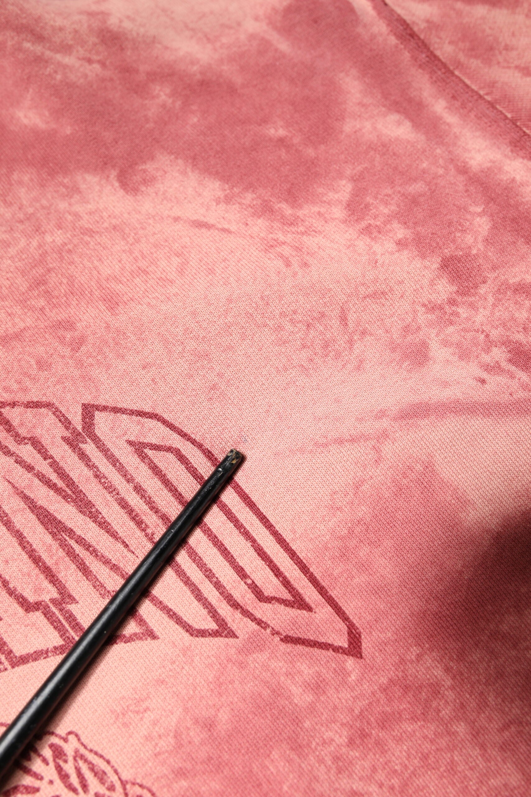 Sweat à capuche rose Dolce & Gabbana DG MILANO, pull en molleton avec logo imprimé, style décontracté et moderne.