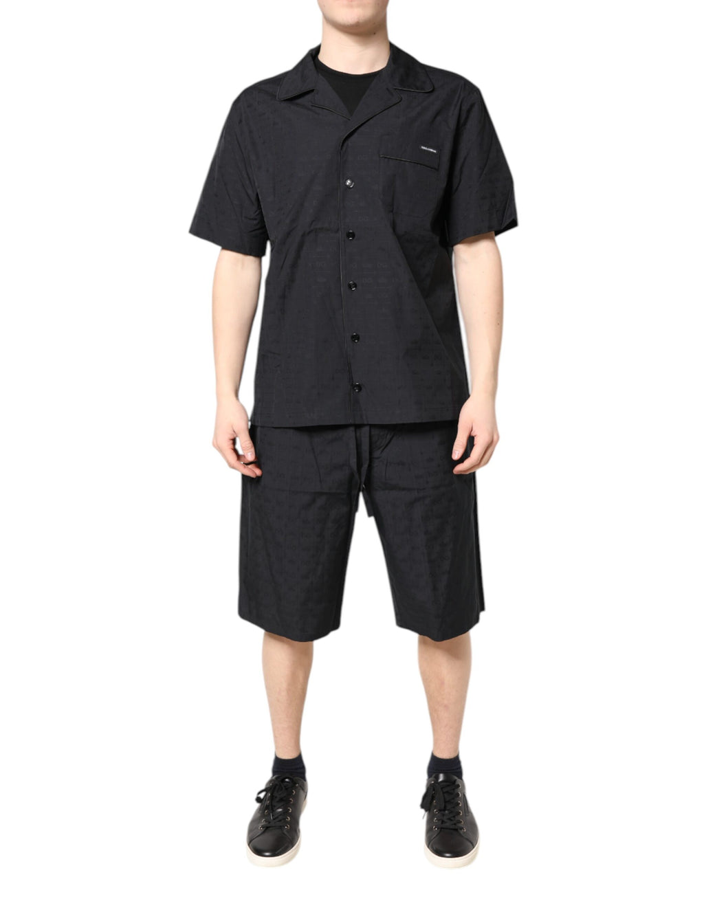 Pyjama homme Dolce & Gabbana en coton noir, ensemble de vêtements de nuit confortable avec logo de la marque visible.