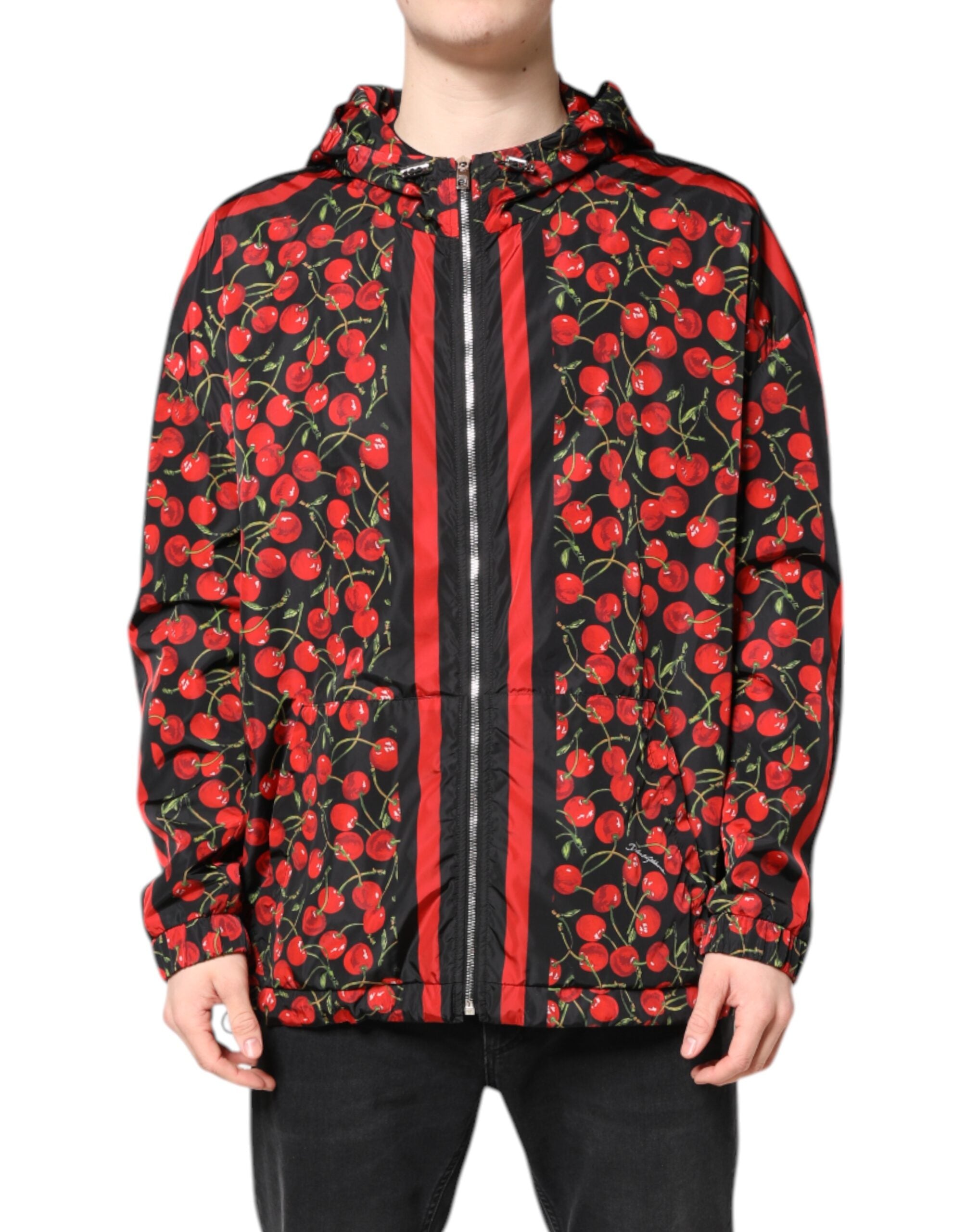 Veste coupe-vent à capuche Dolce & Gabbana avec motif cerise noir, design élégant et moderne pour homme.