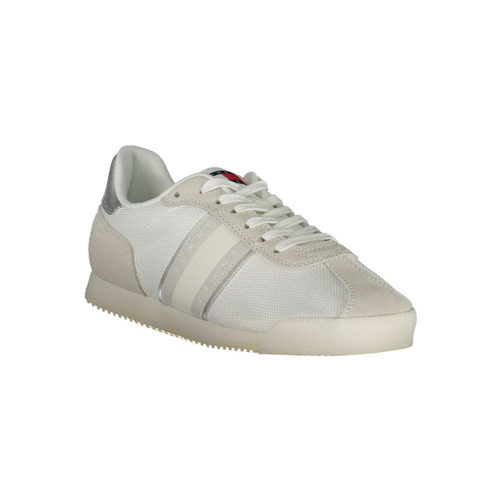 Chaussures sneaker en polyester blanc pour femmes de la marque Tommy Hilfiger, vue de côté.