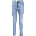 Jean skinny en coton Calvin Klein Azzurro pour femme, coupe ajustée et moderne, visible en détail sur la photo.