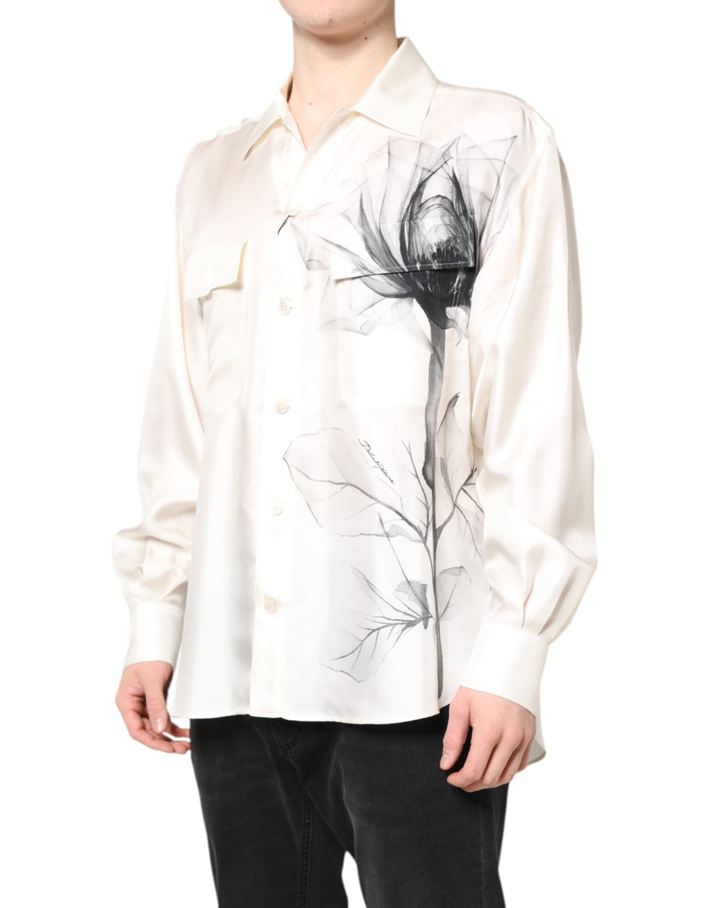 Chemise homme en soie ivoire à manches longues de Dolce & Gabbana, style décontracté élégant et sophistiqué.