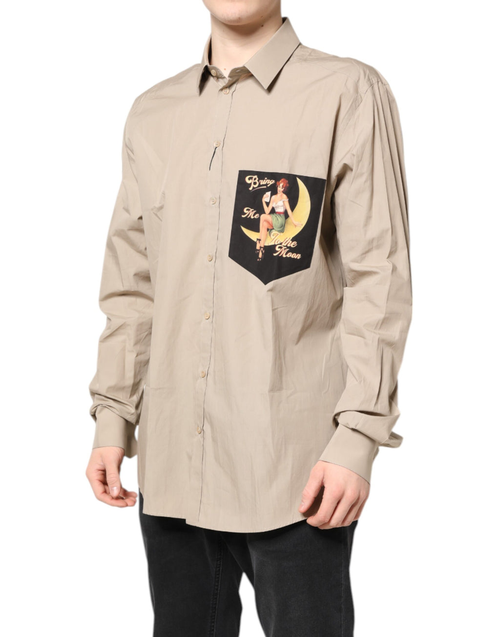 Chemise décontractée beige Dolce & Gabbana avec motif pin-up et martini pour homme, style casual et élégant.
