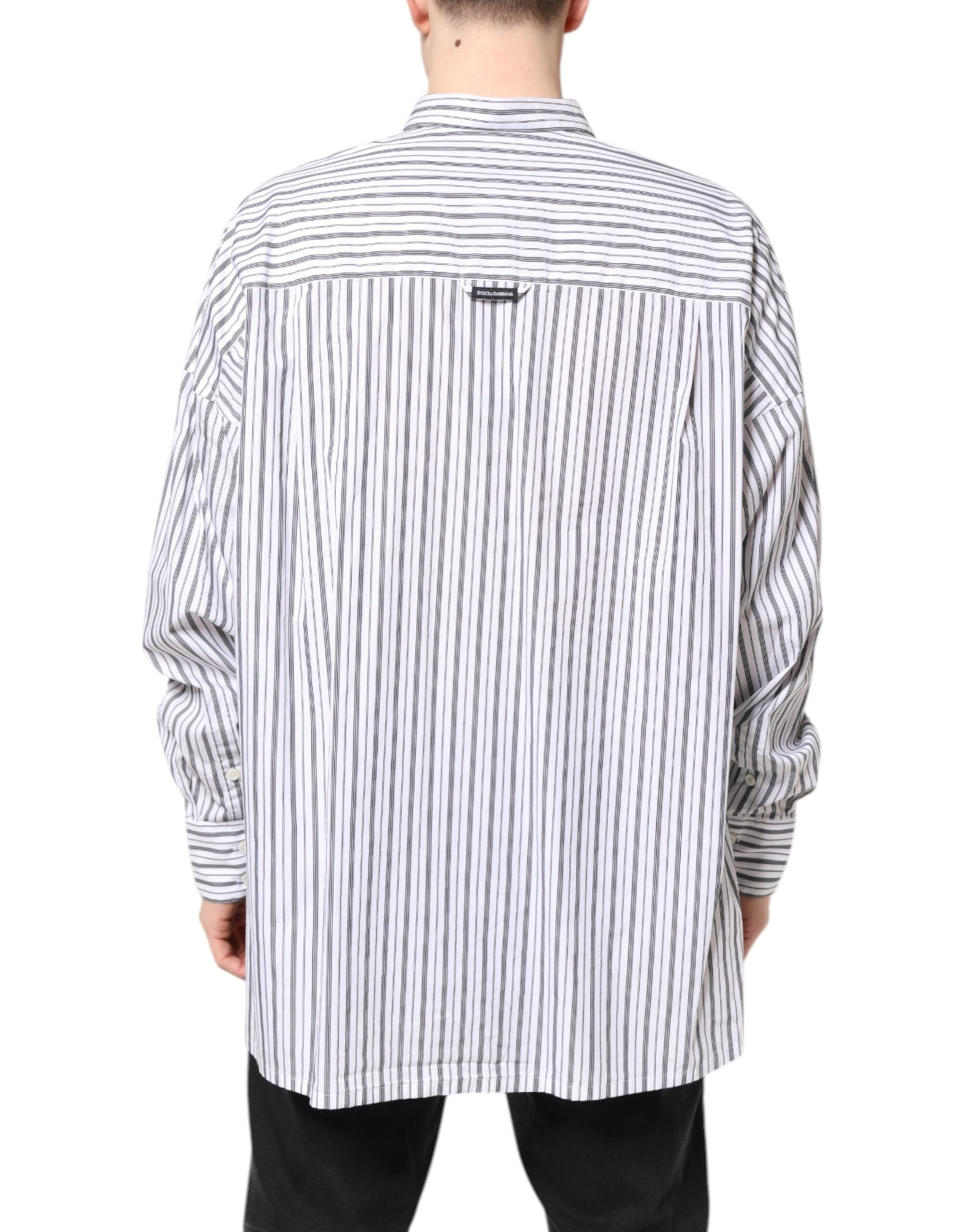 Chemise décontractée Dolce & Gabbana à rayures blanches et noires avec boutons, style casual et élégance.