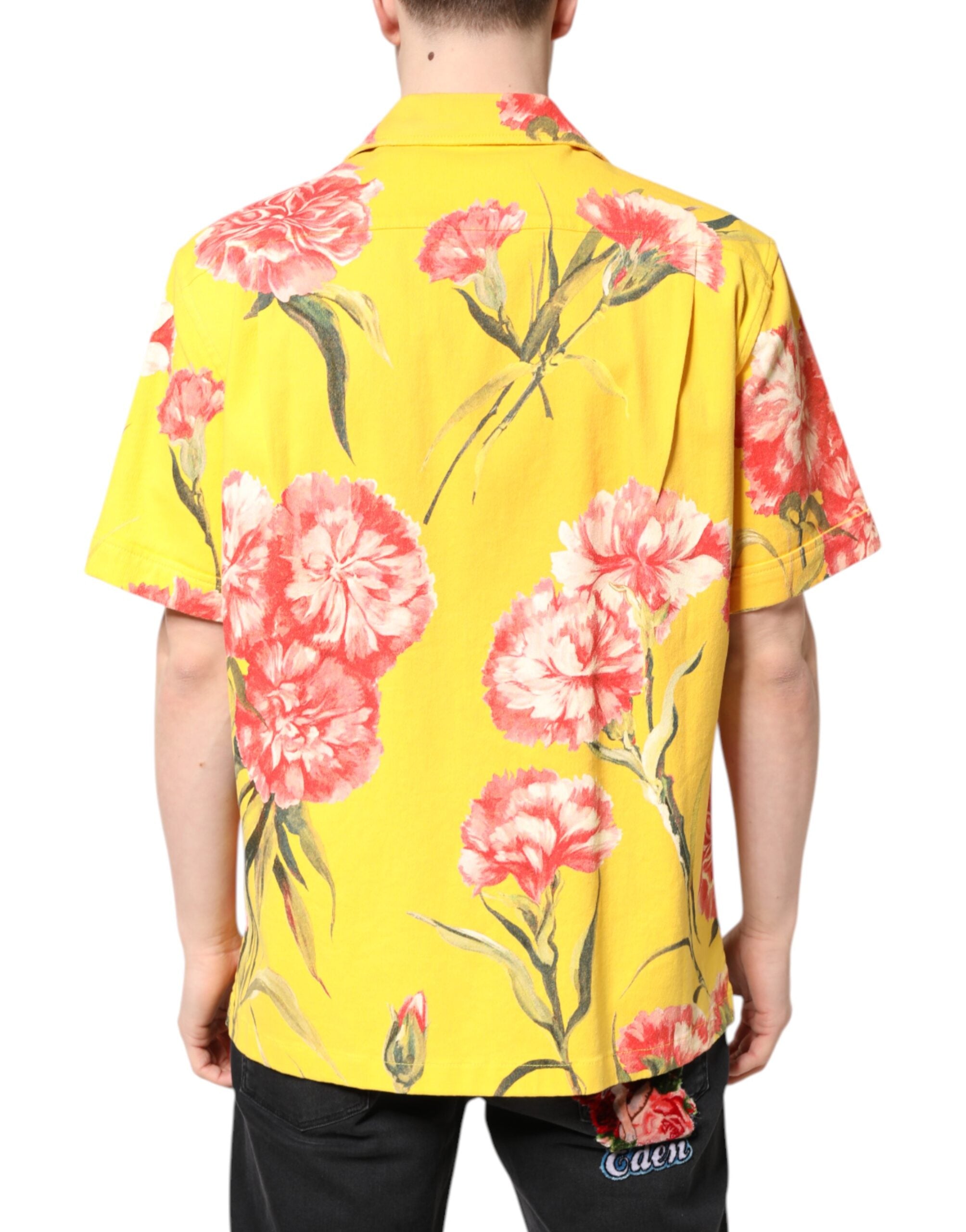 Chemise homme Dolce & Gabbana à fleurs jaunes, boutonnée, style décontracté, tissu léger et élégant.