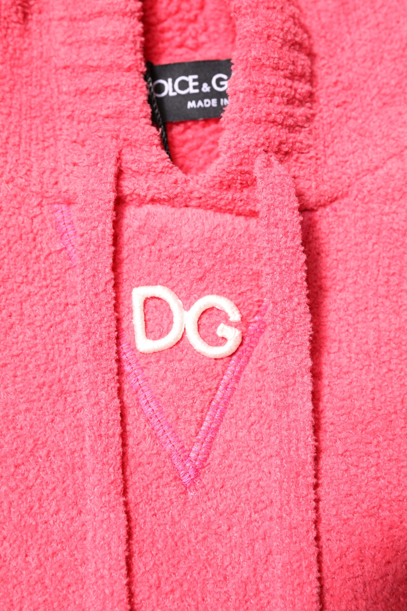 Pull à capuche homme en coton rouge Dolce & Gabbana, pull-over tricoté avec logo et détails élégants.