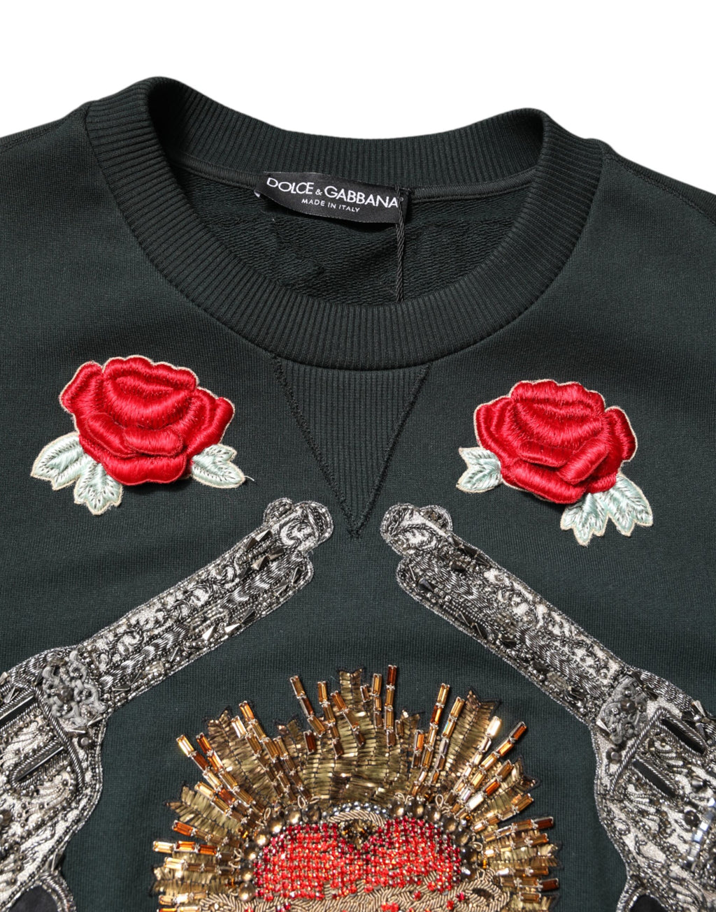 Pull-over Dolce & Gabbana noir avec sequins et embellissements, style élégant et sophistiqué, vue de face sur le mannequin.