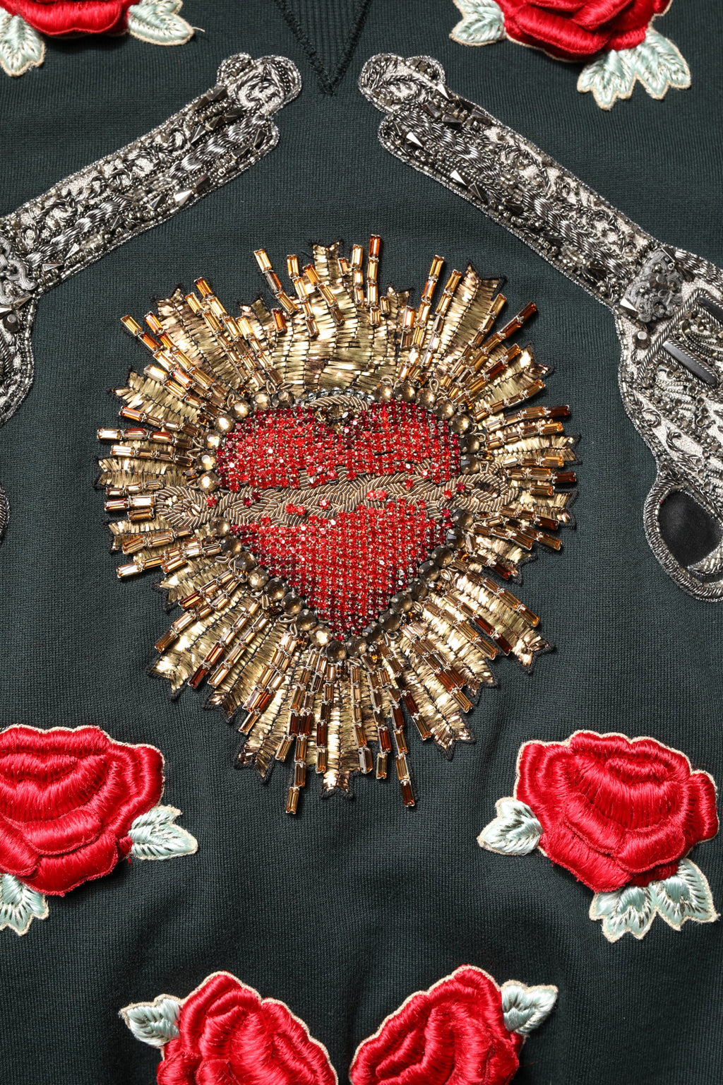 Pull à manches longues Dolce & Gabbana noir avec sequins brillants et embellissements élégants, pour un style sophistiqué.