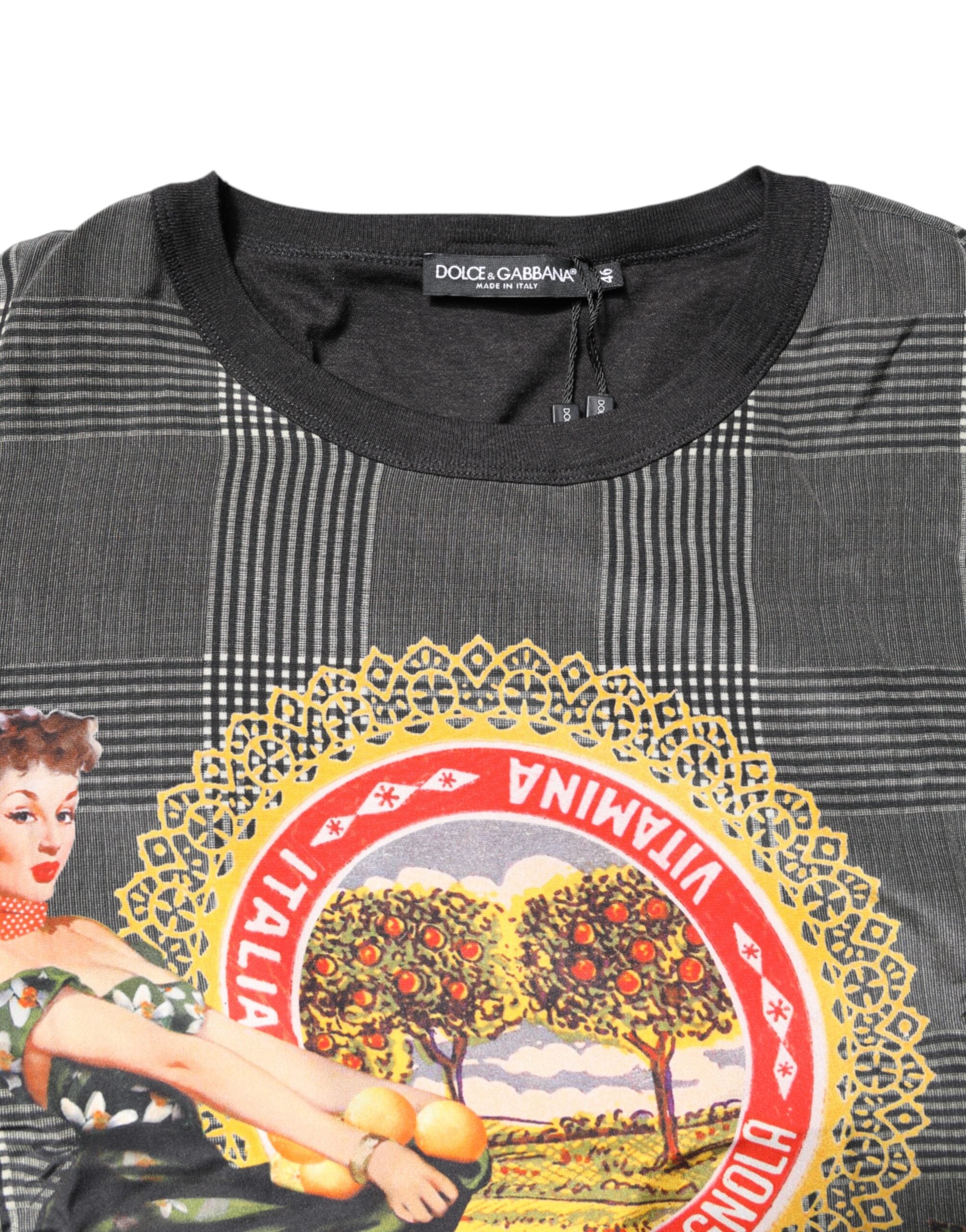 T-shirt à manches courtes Dolce & Gabbana avec imprimé graphique noir et blanc, style moderne et design élégant.