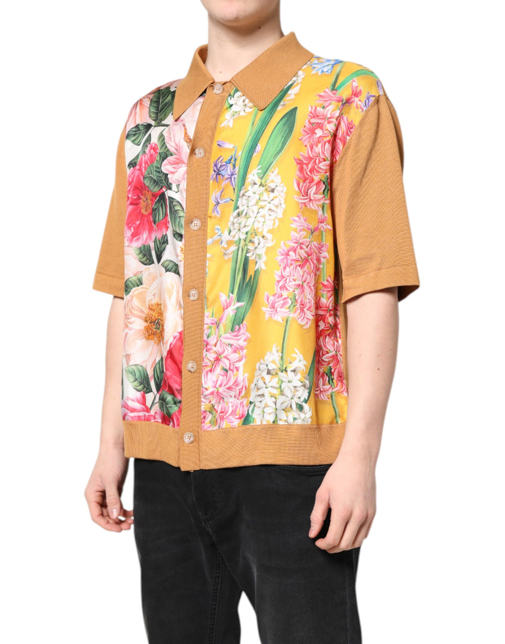 T-shirt à manches courtes Dolce & Gabbana marron avec motif floral et col, vue de face.