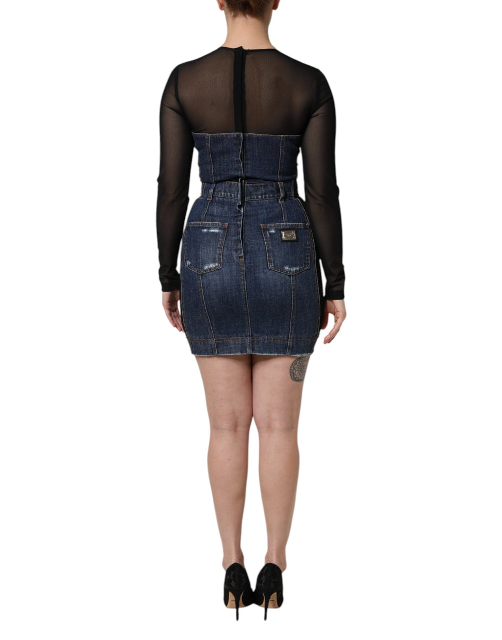 Robe courte en denim noire et bleue à manches longues de Dolce & Gabbana, style élégant et tendance pour femme.