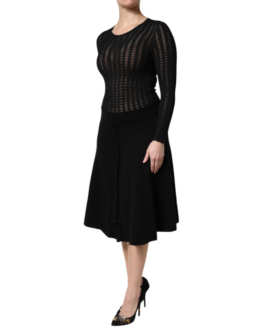 Robe midi noire en cachemire à manches longues de Dolce & Gabbana, style en A-line, élégante et sophistiquée.