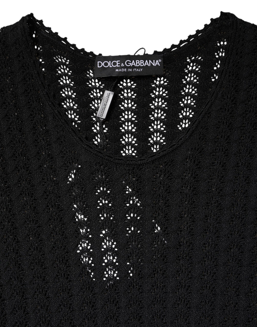 Robe midi noire en cachemire à manches longues de Dolce & Gabbana, coupe en ligne A élégante et sophistiquée.