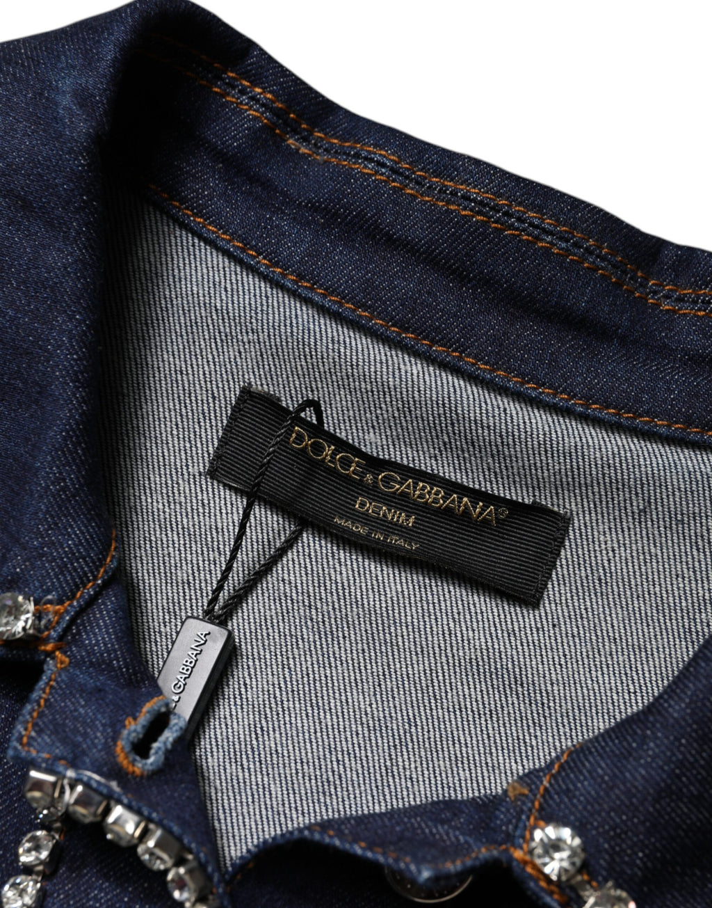 Veste en denim bleu Dolce & Gabbana en coton avec embellissements en cristal, élégante et tendance.