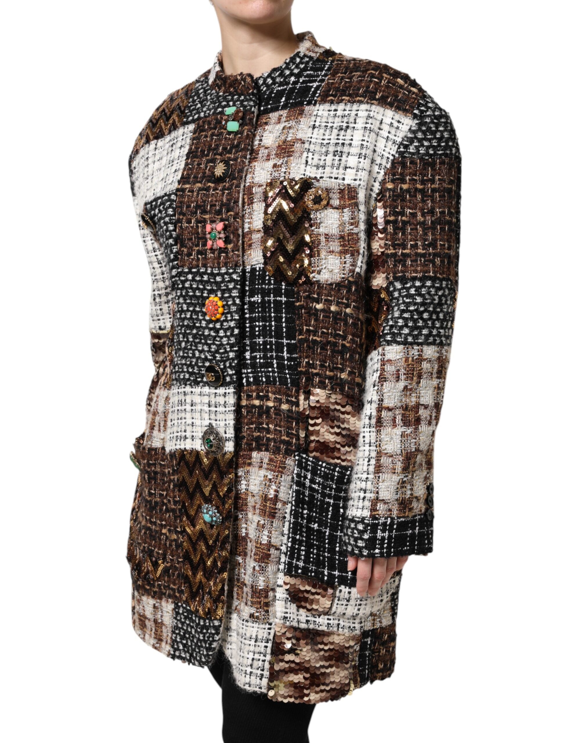 Veste à boutons Dolce & Gabbana en patchwork multicolore, style décontracté avec motifs colorés et détails sophistiqués.