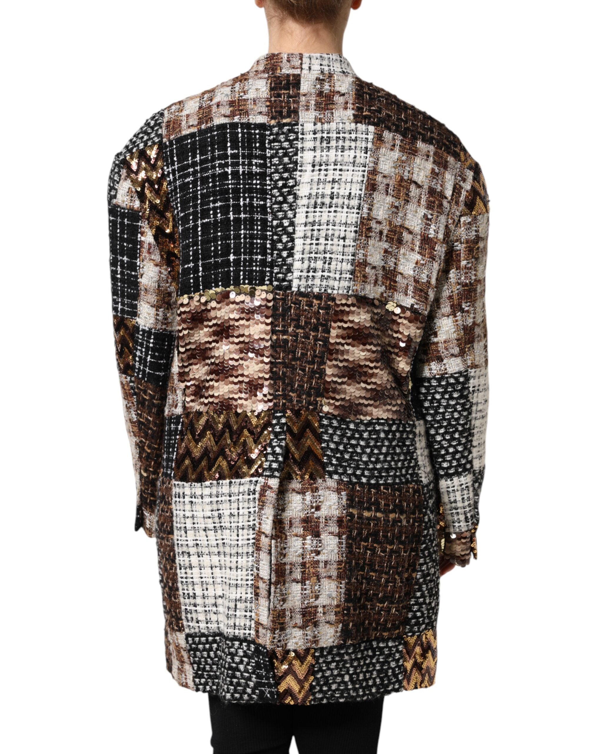 Veste à boutons Dolce & Gabbana en patchwork multicolore, style décontracté avec motifs colorés et détails élégants.