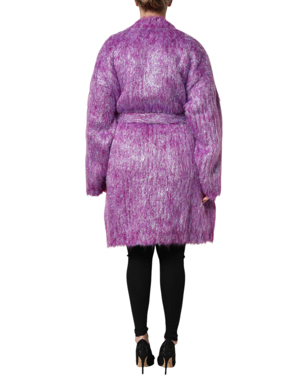 Imperméable trench coat violet Dolce & Gabbana avec boutons décoratifs et embellissements élégants.