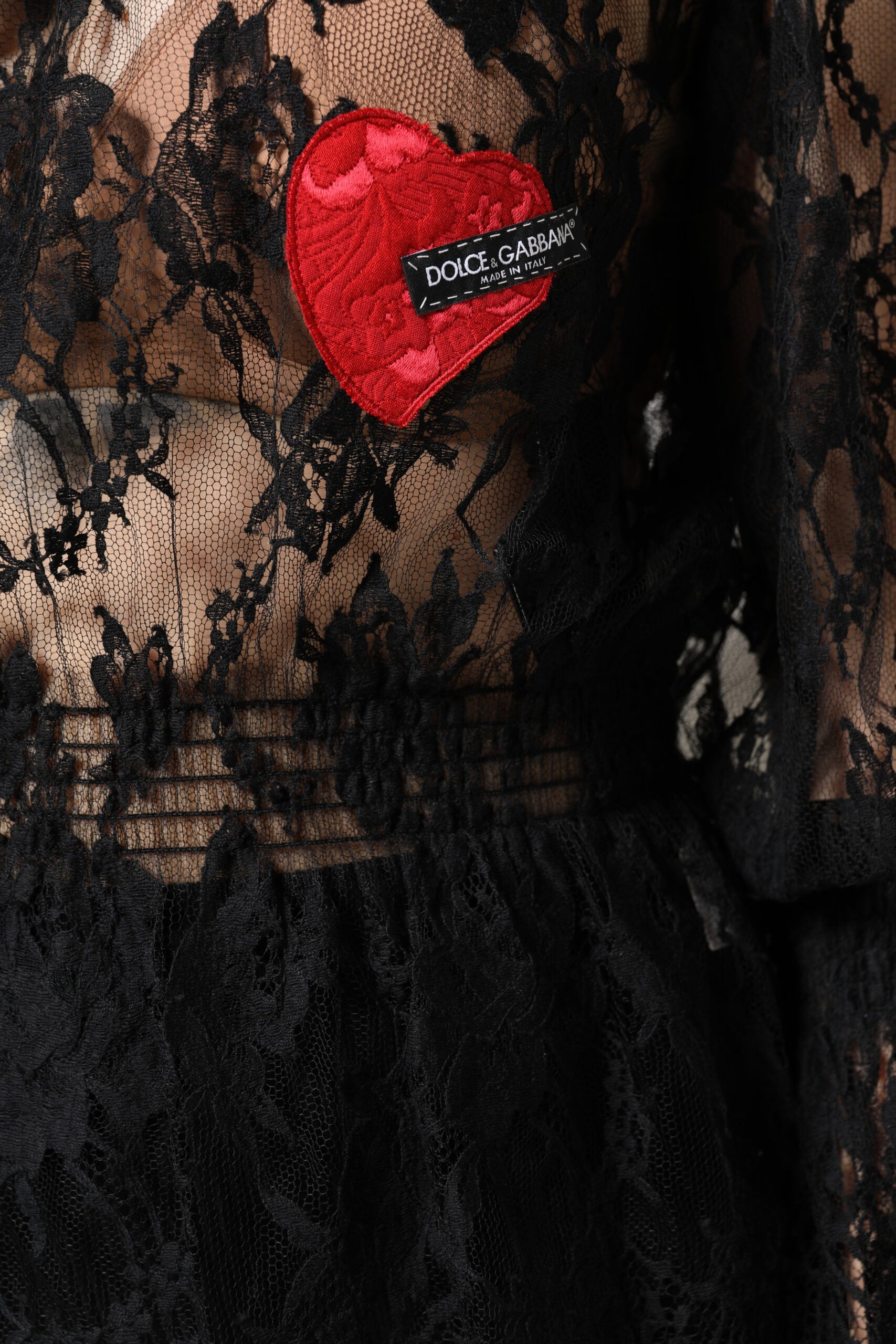 Blouse pour femmes Dolce & Gabbana en coton noir avec broderie florale en dentelle, manches longues et coupe élégante