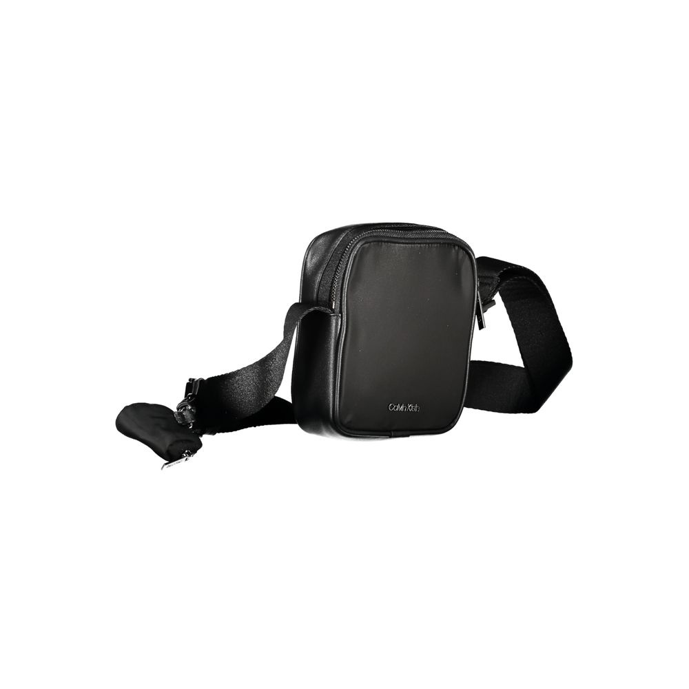 Sac à bandoulière pour homme Calvin Klein en polyester noir, avec logo visible et design épuré.