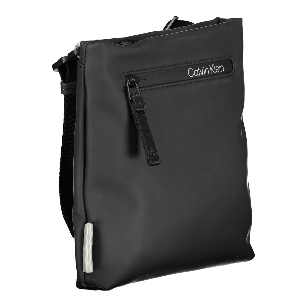 Sac à bandoulière pour hommes Calvin Klein en polyester noir, avec plusieurs compartiments et design élégant.