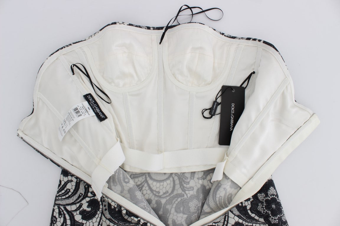 Robe longue en soie blanche avec corset en dentelle florale Dolce & Gabbana, élégante et sophistiquée.