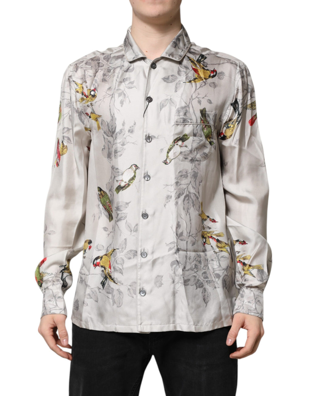 Chemise Dolce & Gabbana en soie multicolore à imprimé, avec boutons visibles, portée décontractée et élégante