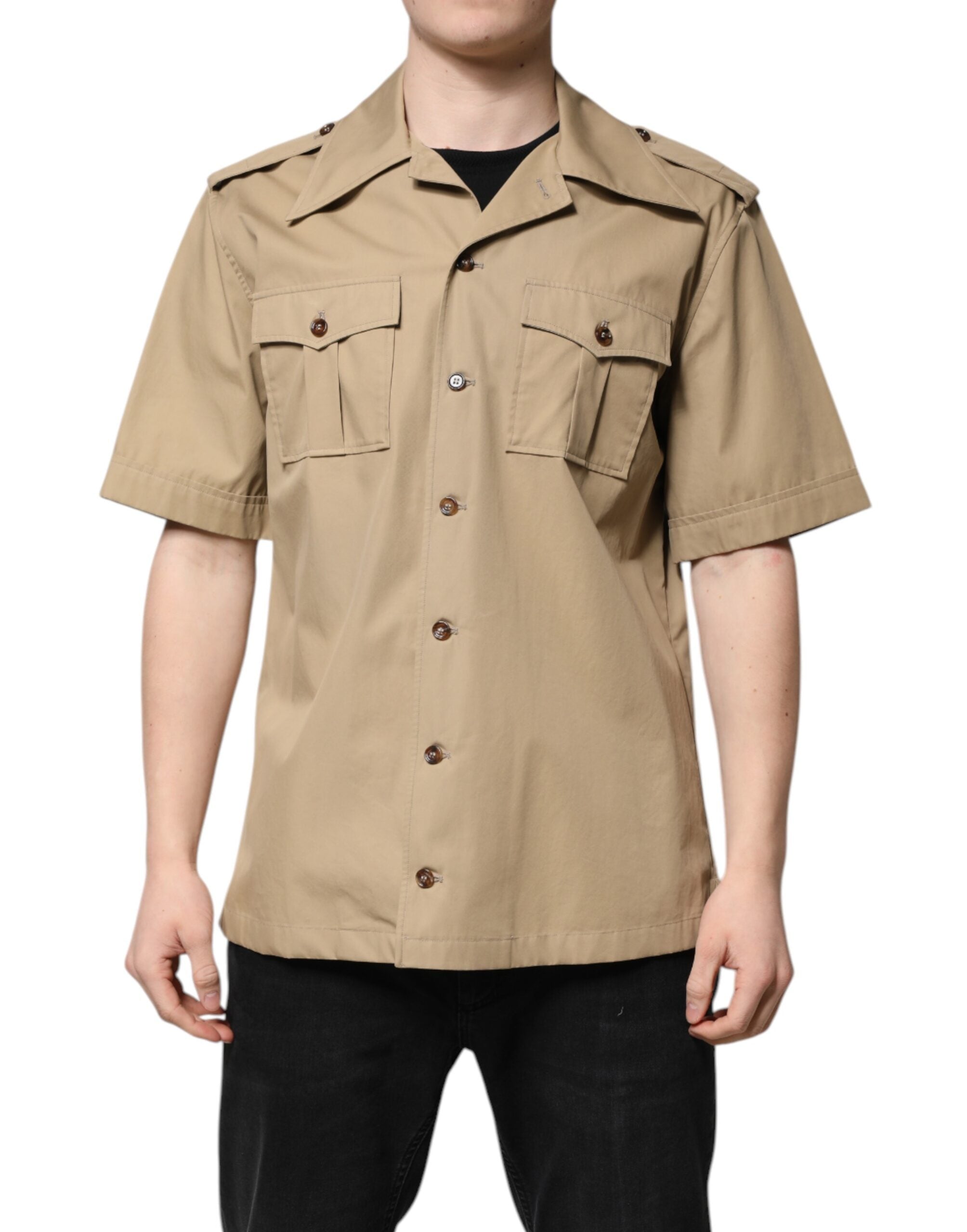 Chemise à manches courtes Dolce & Gabbana à imprimé graphique brun, style élégant et moderne, visible avec motif coloré.