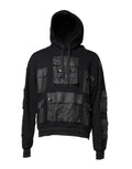Sweat à capuche noir en coton de Dolce & Gabbana, pull décontracté avec logo discret, porté sur un mannequin.