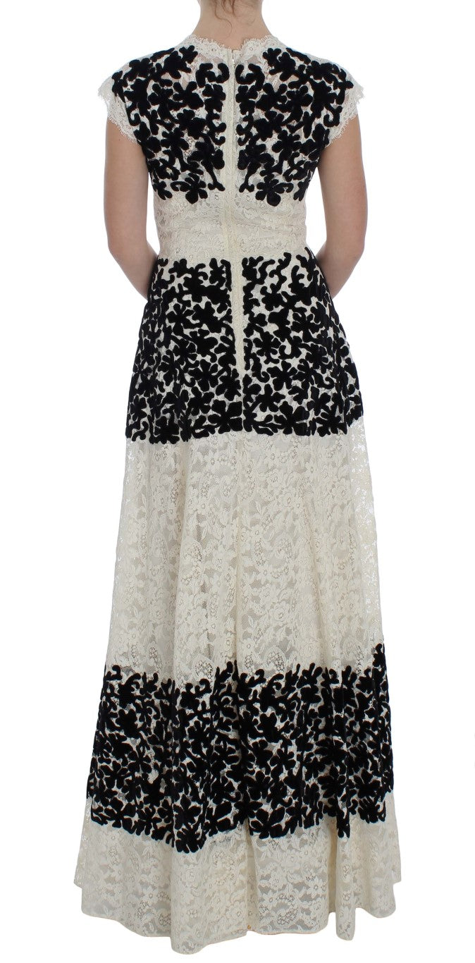 Robe longue maxi Dolce & Gabbana en dentelle florale avec broderie Ricamo, élégante et sophistiquée, en tissu léger et fluide.