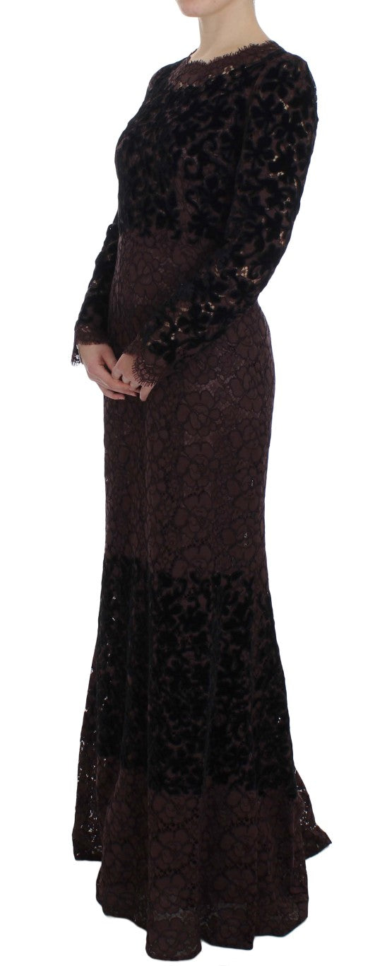 Robe longue Dolce & Gabbana en dentelle florale violette, élégante et raffinée, avec détails en ricamo.