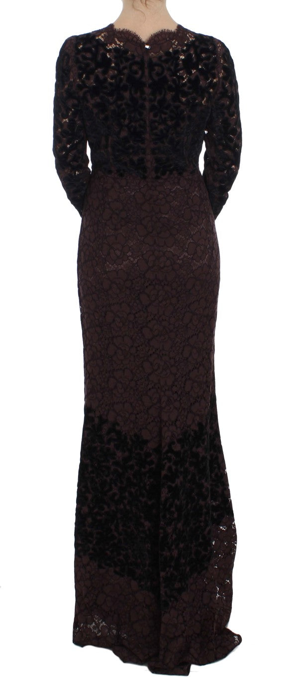 Robe maxi Dolce & Gabbana en dentelle florale violette, élégante et raffinée, avec détails en ricamo.