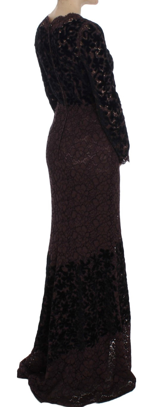 Robe longue Dolce & Gabbana en dentelle florale violette avec broderies Ricamo, élégante et féminine.