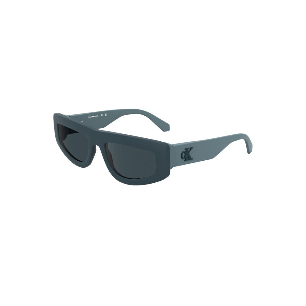 Lunettes de soleil pour femmes Calvin Klein Blue Bio, monture élégante de style moderne avec verres teintés bleus.