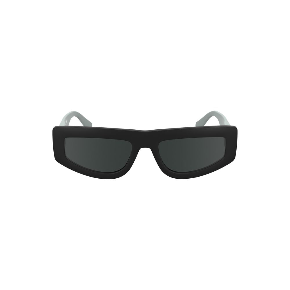 Lunettes de soleil noires Bio pour femmes de Calvin Klein avec monture élégante et design moderne.