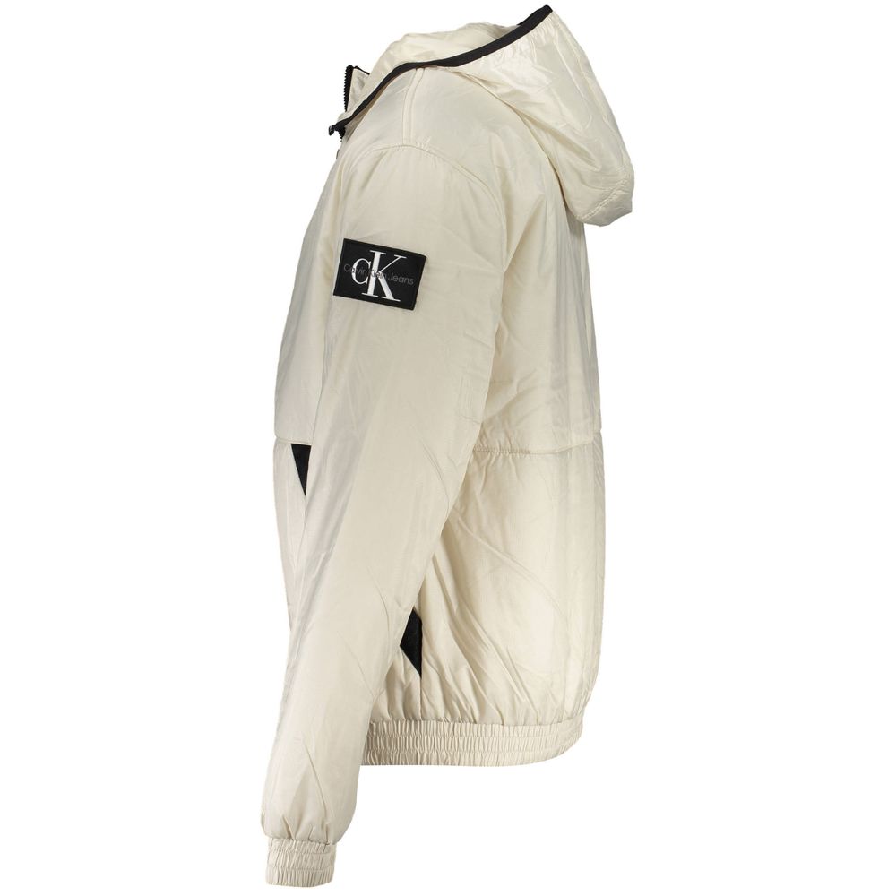 Veste en polyester recyclé beige pour homme de Calvin Klein, avec fermeture éclair et col montant.