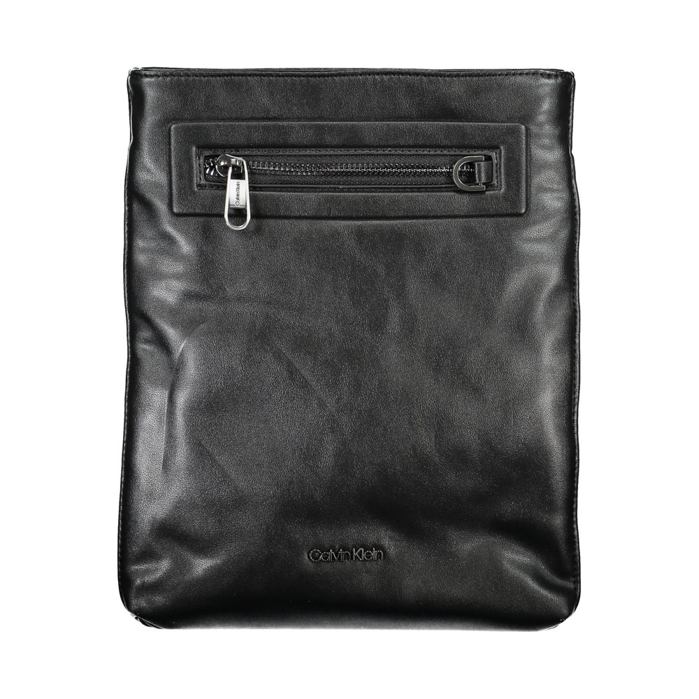 Sac à bandoulière noir en polyester de Calvin Klein pour homme, vue de face avec détails du design.